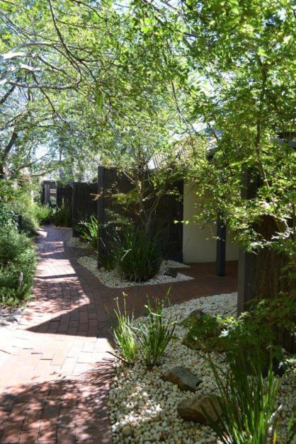 Brooklands Of Mornington Hotel Exterior photo
