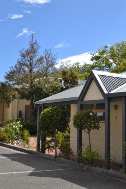 Brooklands Of Mornington Hotel Exterior photo