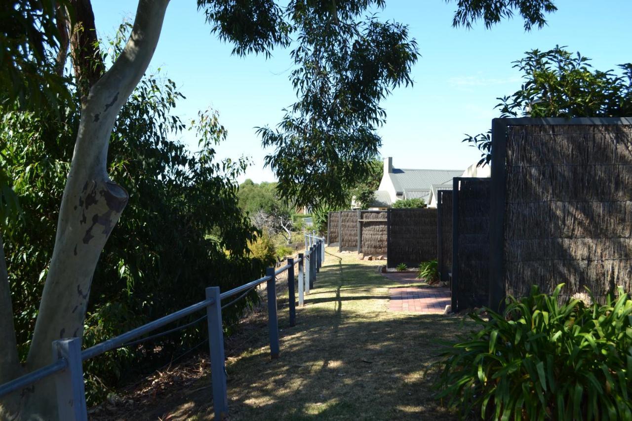 Brooklands Of Mornington Hotel Exterior photo